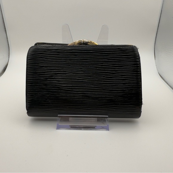 Louis Vuitton Black Epi Leather French Purse Wallet Gold | Women’s | Used | - Picture 3 of 10